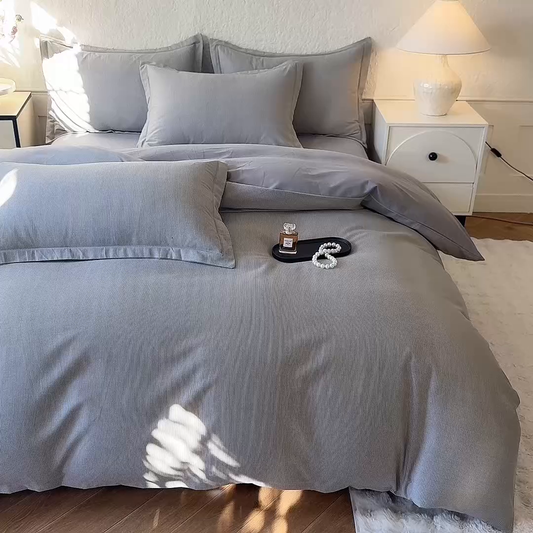 91家纺网 家纺一手货源 找家纺 木易 2026新款全棉磨毛印花四件套 邦尼 灰