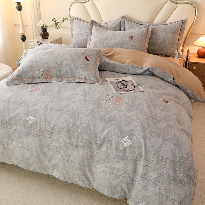 91家纺网 家纺一手货源 找家纺 木易家居 2026新款全棉磨毛印花四件套 哈伦-灰