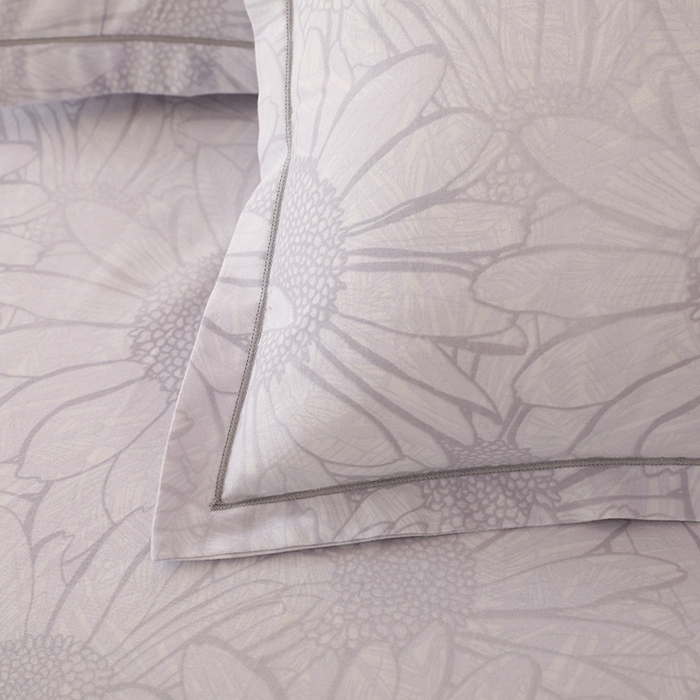 91家纺网 家纺一手货源 找家纺 木易家居 2026新款全棉磨毛印花四件套 向阳花开-灰