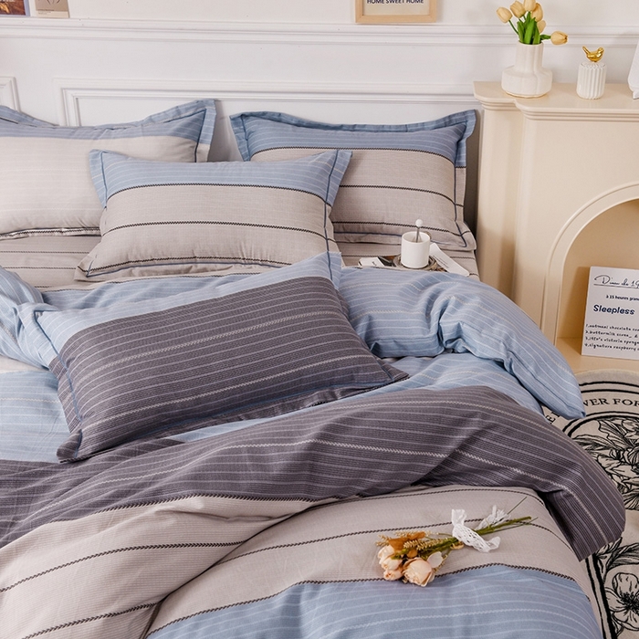 91家纺网 家纺一手货源 找家纺 木易家居 2026新款全棉磨毛印花四件套 轩尼诗-蓝