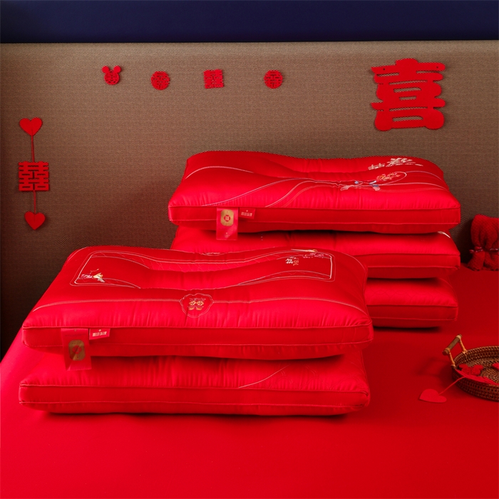 91家纺网 家纺一手货源 找家纺 （总）织布人 2025新款枕芯全棉刺绣大红喜事婚庆送礼结婚专用护颈定型枕头枕芯