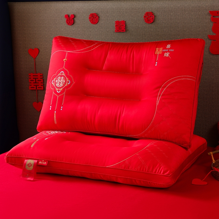 91家纺网 家纺一手货源 找家纺 织布人 2025新款枕芯全棉刺绣大红喜事婚庆送礼结婚专用护颈定型枕头枕芯 婚庆枕-皇朝囍嫁