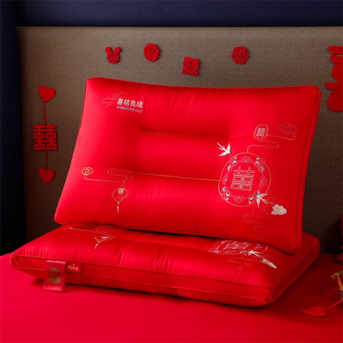 91家纺网 家纺一手货源 找家纺 织布人 2025新款枕芯全棉刺绣大红喜事婚庆送礼结婚专用护颈定型枕头枕芯 婚庆枕-花田喜事