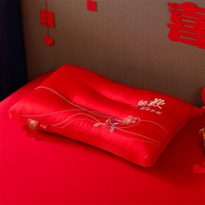 91家纺网 家纺一手货源 找家纺 织布人 2025新款枕芯全棉刺绣大红喜事婚庆送礼结婚专用护颈定型枕头枕芯 婚庆枕-喜事纳福