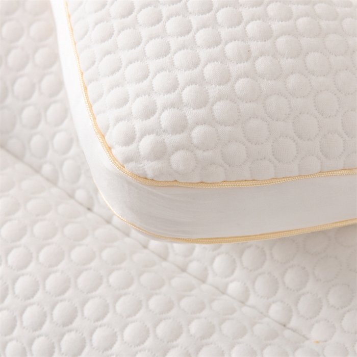 91家纺网 家纺一手货源 找家纺 织布人 2025新款枕芯A类针织按摩卡通刺绣儿童枕头学生宿舍专用护颈枕芯 A类针织按摩枕-晚安小熊