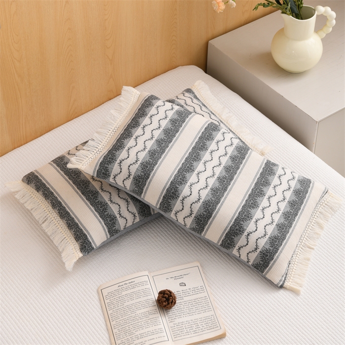 91家纺网 家纺一手货源 找家纺 织布人 2025新款全棉棉麻流梳花边全荞麦壳枕头成人家用学生助睡眠硬枕芯 棉麻流梳花边枕-灰色