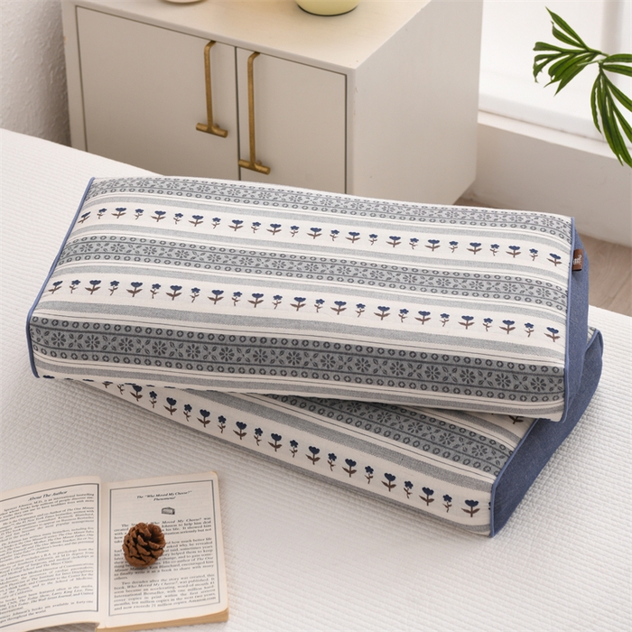 91家纺网 家纺一手货源 找家纺 织布人 2025新款全棉棉麻立体碎花全荞麦壳枕头成人家用学生助睡眠硬枕芯 棉麻立体小清新枕-蓝色