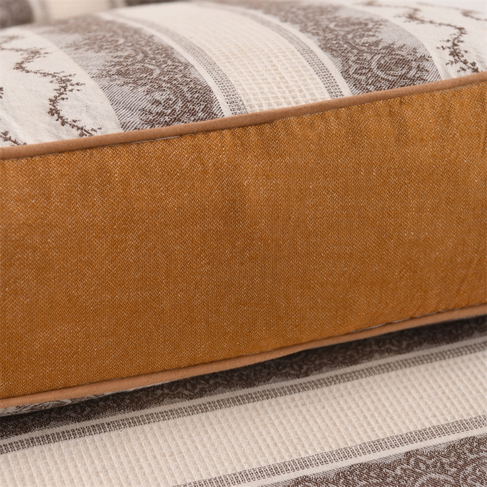 91家纺网 家纺一手货源 找家纺 织布人 2025新款全棉棉麻立体碎花全荞麦壳枕头成人家用学生助睡眠硬枕芯 棉麻立体小清新枕-浅咖