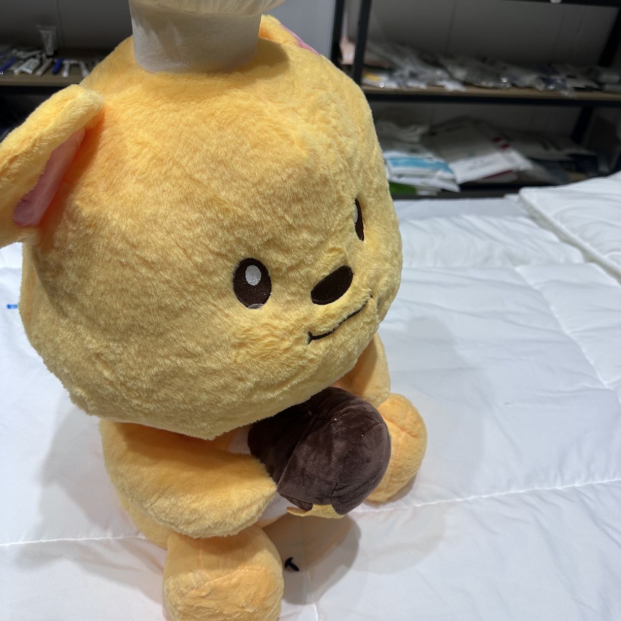 91家纺网 家纺一手货源 找家纺 安力森/诚臻酒店用品 2025新款软萌动物毛绒公仔合集 大象 / 哈士奇 / 小熊玩偶 床上抱枕枕头礼物 厨师熊