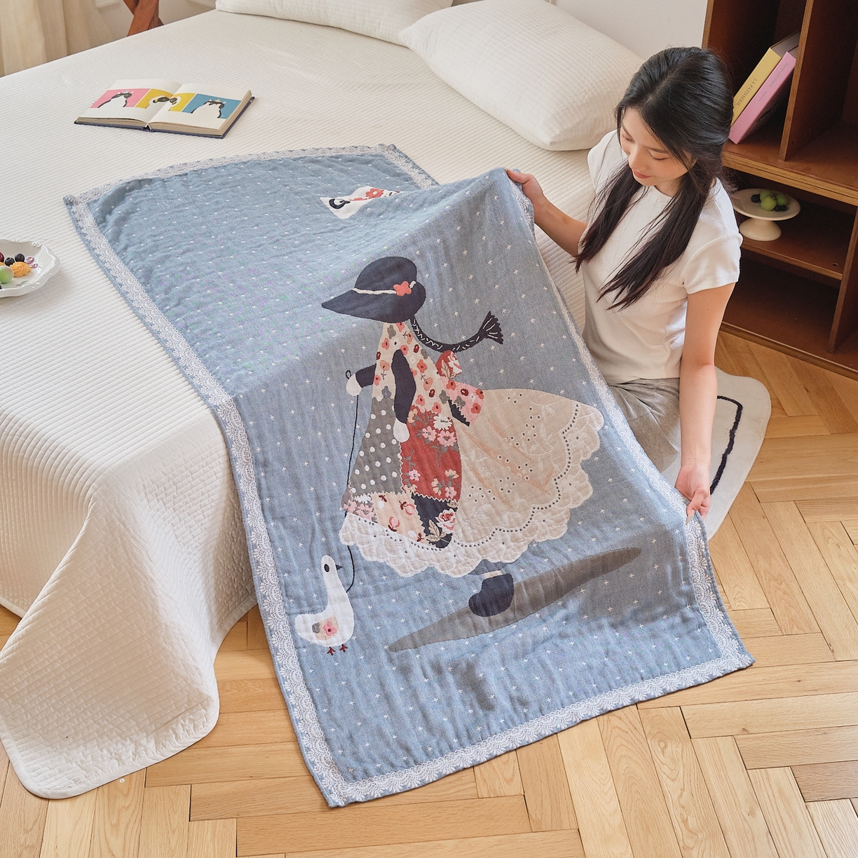 91家纺网 家纺一手货源 找家纺 沐瑟家纺 2025新款卡通A类全棉四层纱布浴巾加大毛巾-第二组 阿布女孩 80*160cm浴巾/条