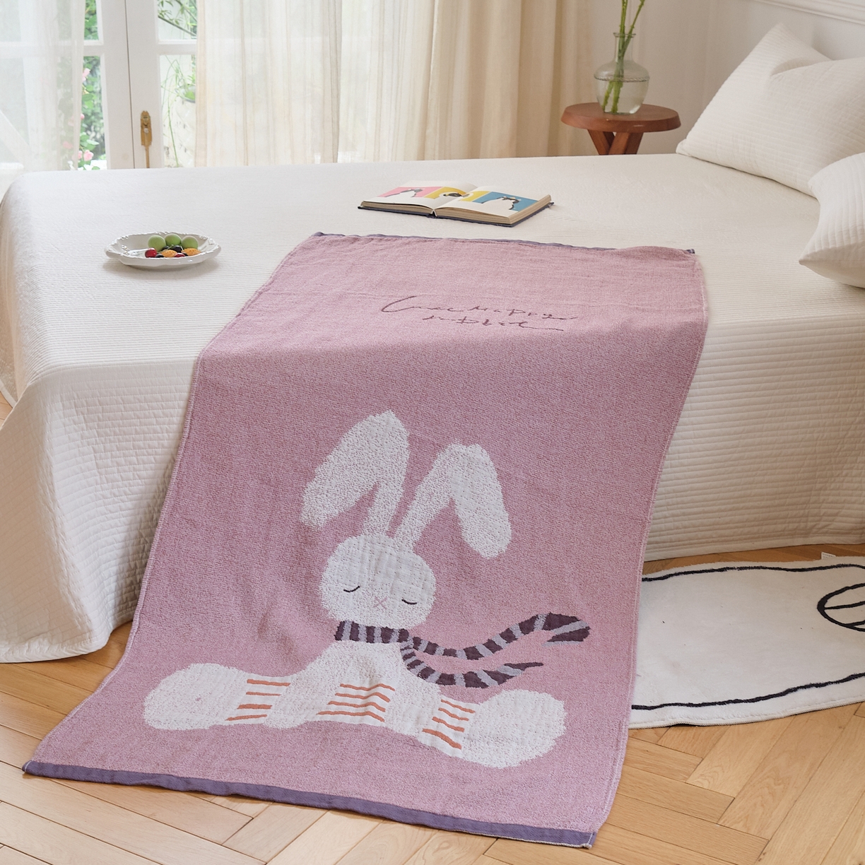 91家纺网 家纺一手货源 找家纺 沐瑟家纺 2025新款卡通A类全棉四层纱布浴巾加大毛巾-第二组 波尔兔 80*160cm浴巾/条