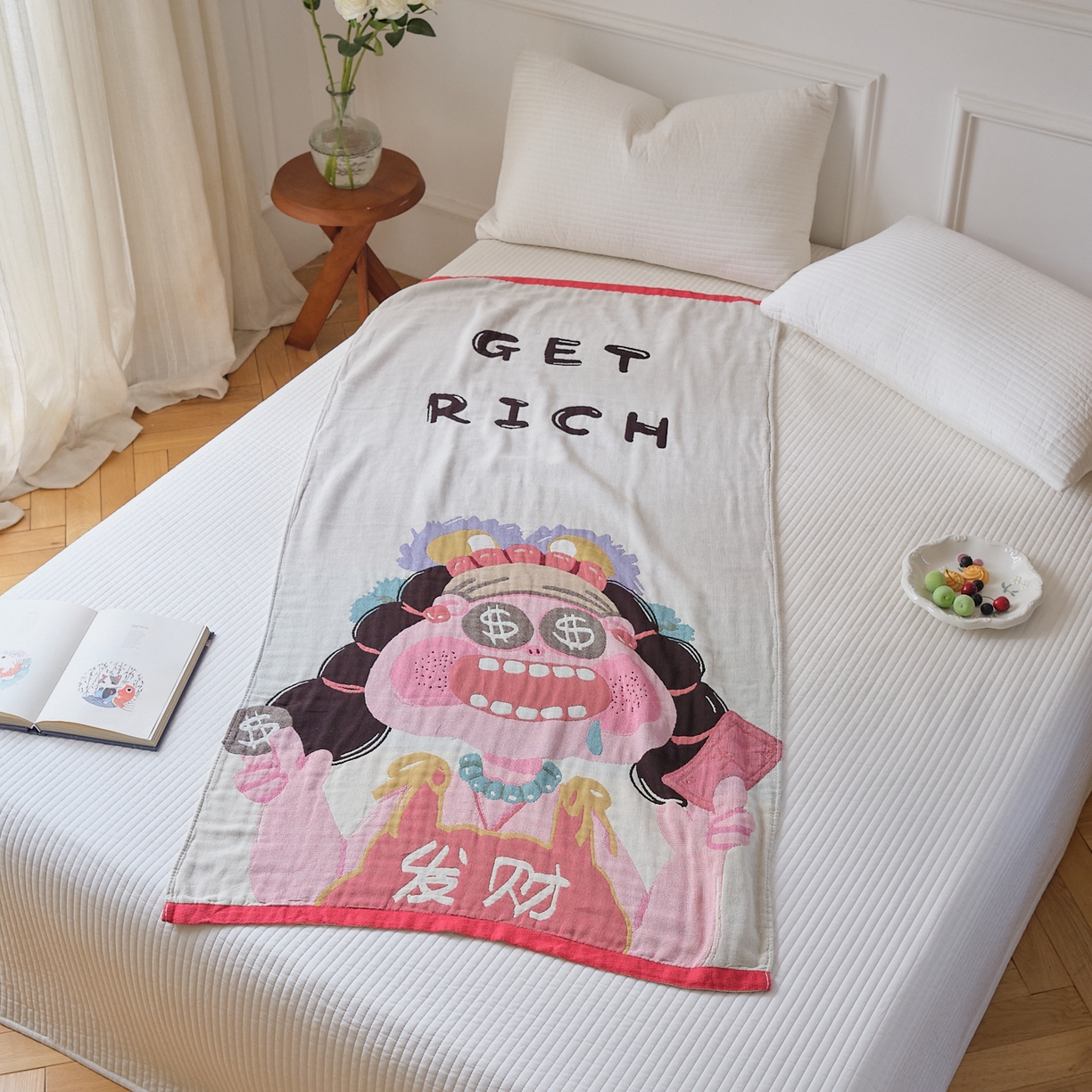 91家纺网 家纺一手货源 找家纺 沐瑟家纺 2025新款卡通A类全棉四层纱布浴巾加大毛巾-第二组 发财女孩 80*160cm浴巾/条