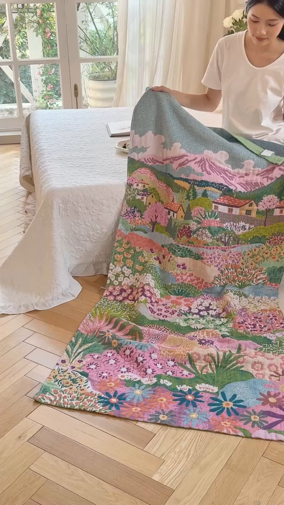 91家纺网 家纺一手货源 找家纺 沐瑟家纺 2025新款卡通A类全棉四层纱布浴巾加大毛巾-第二组 梦幻故里 80*160cm浴巾/条