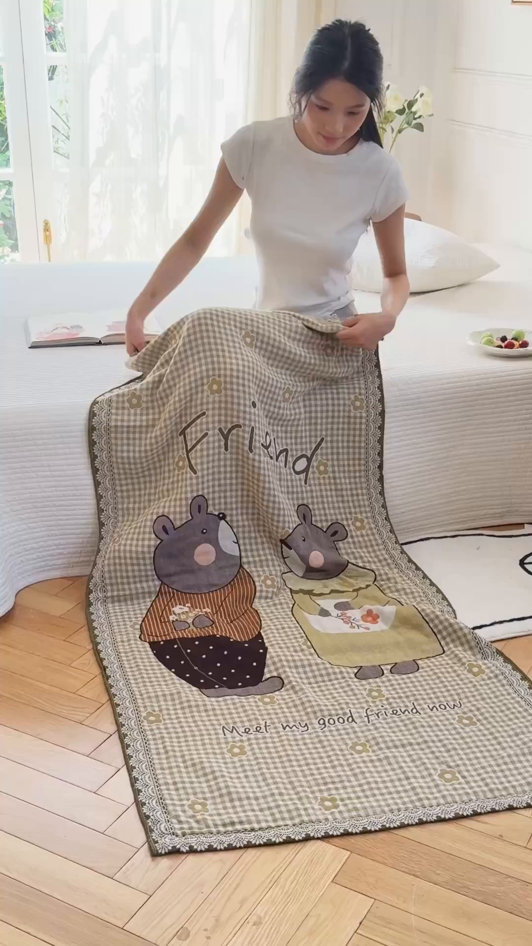 91家纺网 家纺一手货源 找家纺 沐瑟家纺 2025新款卡通A类全棉四层纱布浴巾加大毛巾-第二组 小花熊 80*160cm浴巾/条