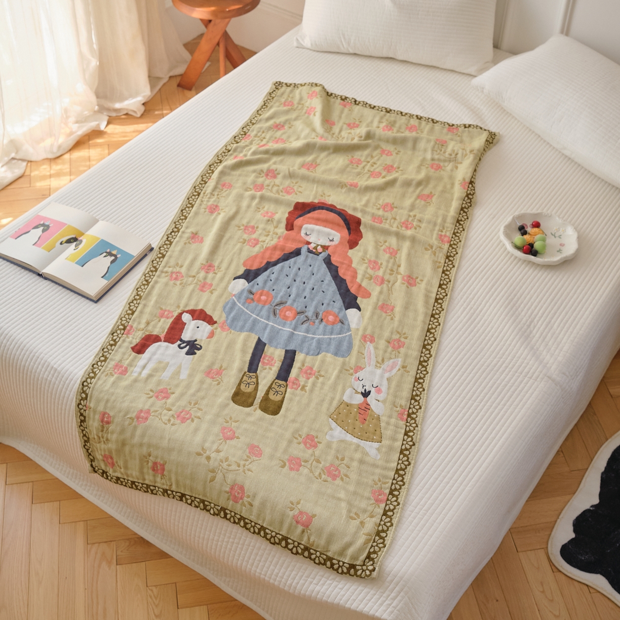 91家纺网 家纺一手货源 找家纺 沐瑟家纺 2025新款卡通A类全棉四层纱布浴巾加大毛巾-第二组 邂逅蔷薇 80*160cm浴巾/条