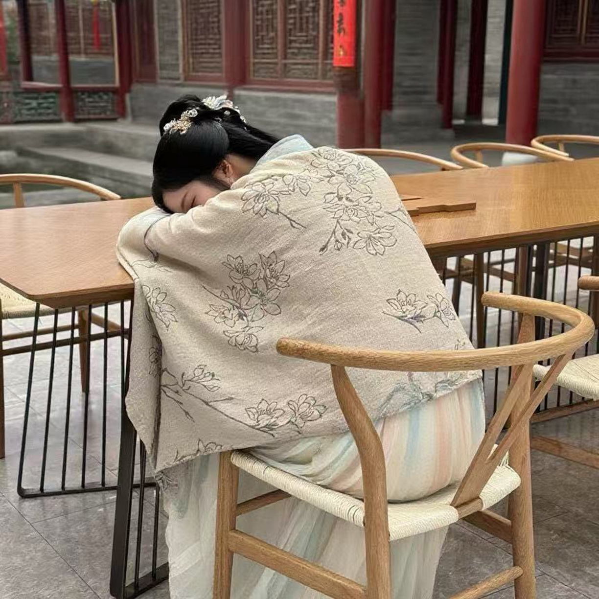 91家纺网 家纺一手货源 找家纺 （总）一隅花田 2025新款纱布多功能披肩浴巾