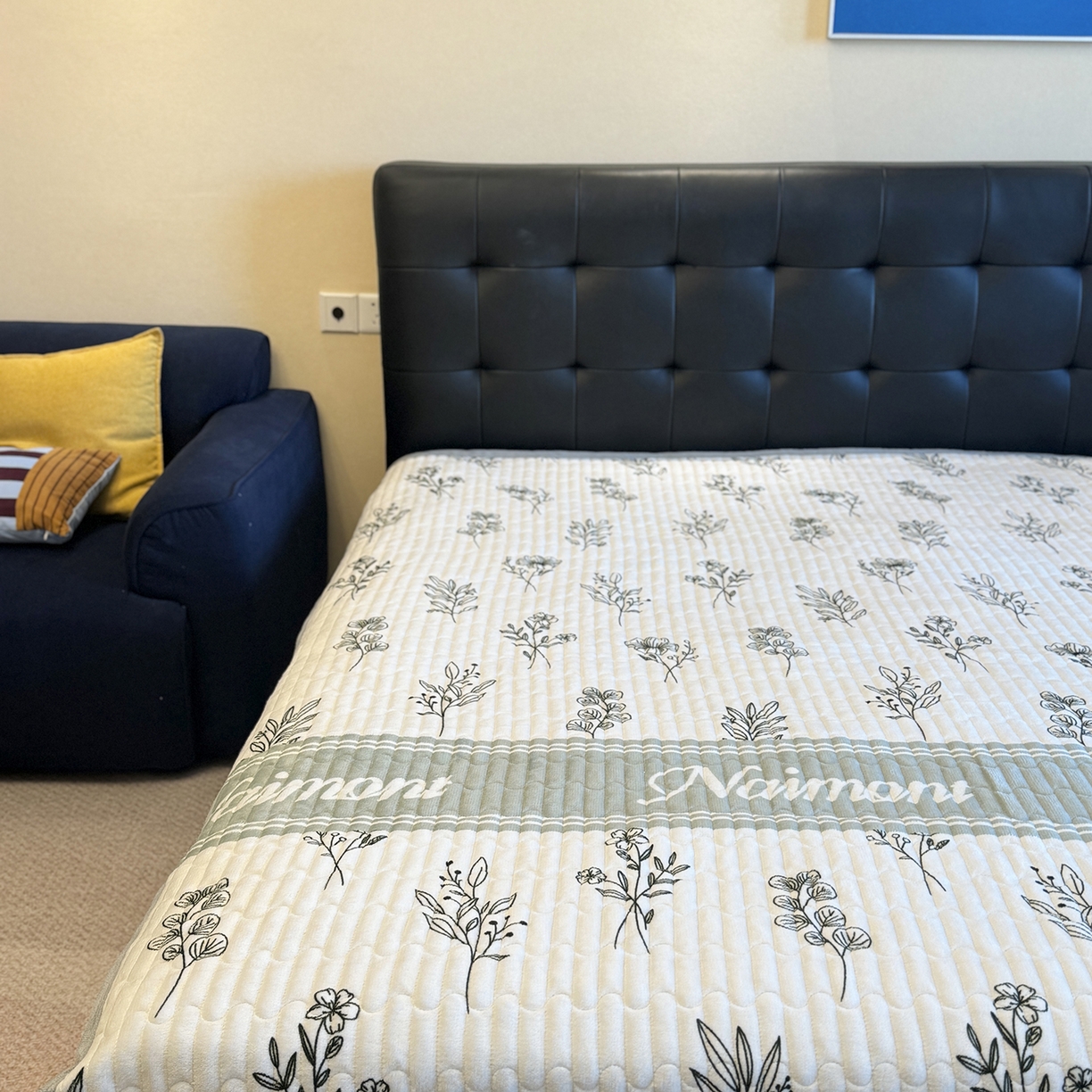 91家纺网 家纺一手货源 找家纺 一隅花田 2025新款牛奶绒床盖 春意