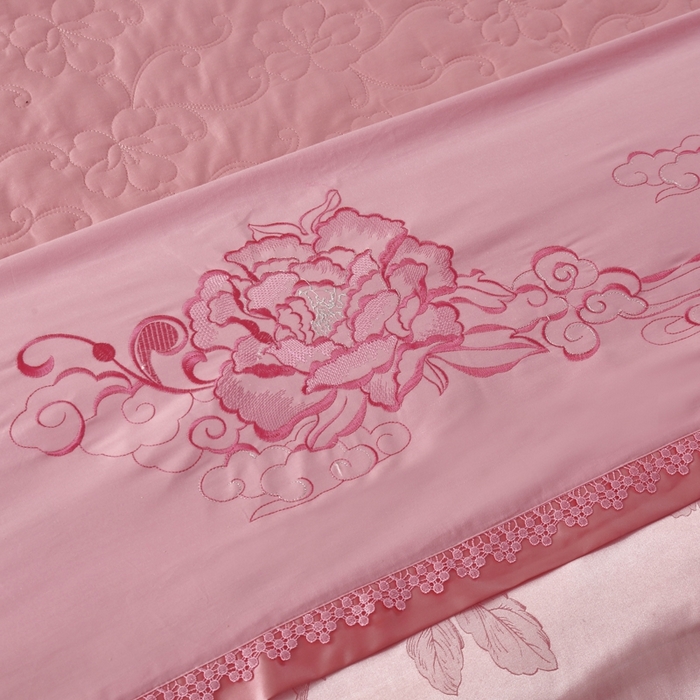 91家纺网 家纺一手货源 找家纺 OL家纺 2025新款亲肤丝加棉提花四件套 璀璨年华-西瓜红