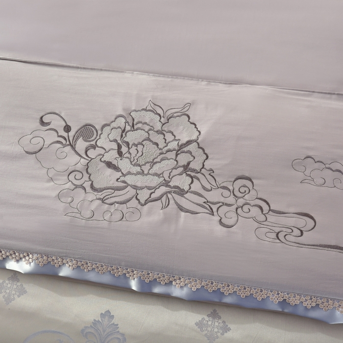 91家纺网 家纺一手货源 找家纺 OL家纺 2025新款亲肤丝加棉提花四件套 华丽盛典-卡其灰