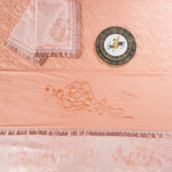 91家纺网 家纺一手货源 找家纺 OL家纺 2025新款亲肤丝加棉提花四件套 蜜月花期-象牙玉