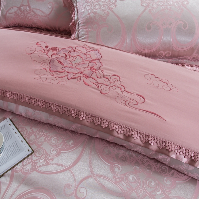 91家纺网 家纺一手货源 找家纺 OL家纺 2025新款亲肤丝加棉提花四件套 奢华古典  银粉