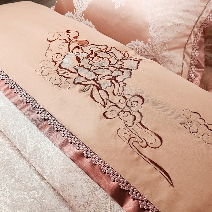 91家纺网 家纺一手货源 找家纺 OL家纺 2025新款亲肤丝加棉提花四件套 盛世繁华-咖驼