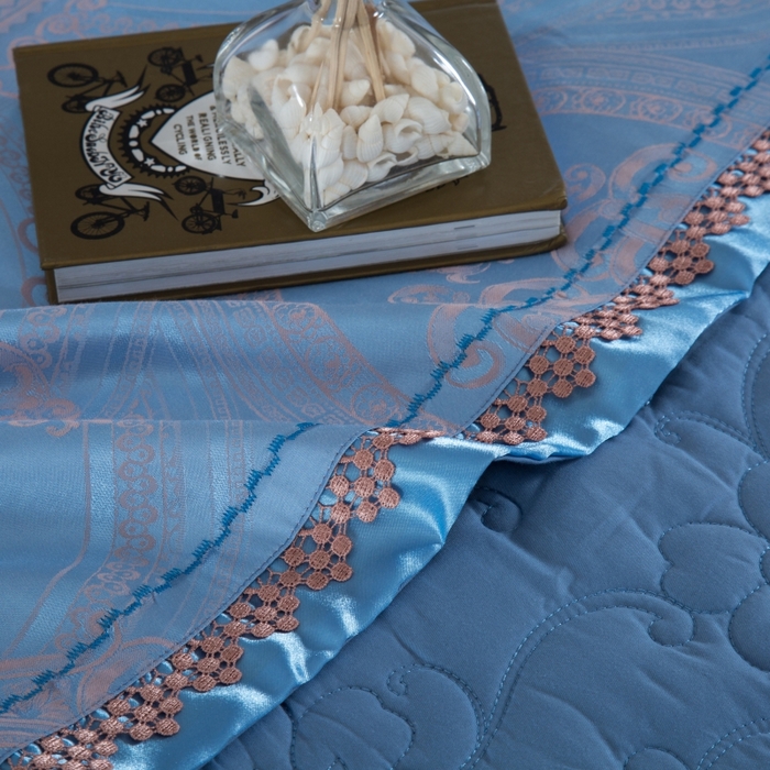 91家纺网 家纺一手货源 找家纺 OL家纺 2025新款亲肤丝加棉提花四件套 优雅迷情  浅兰