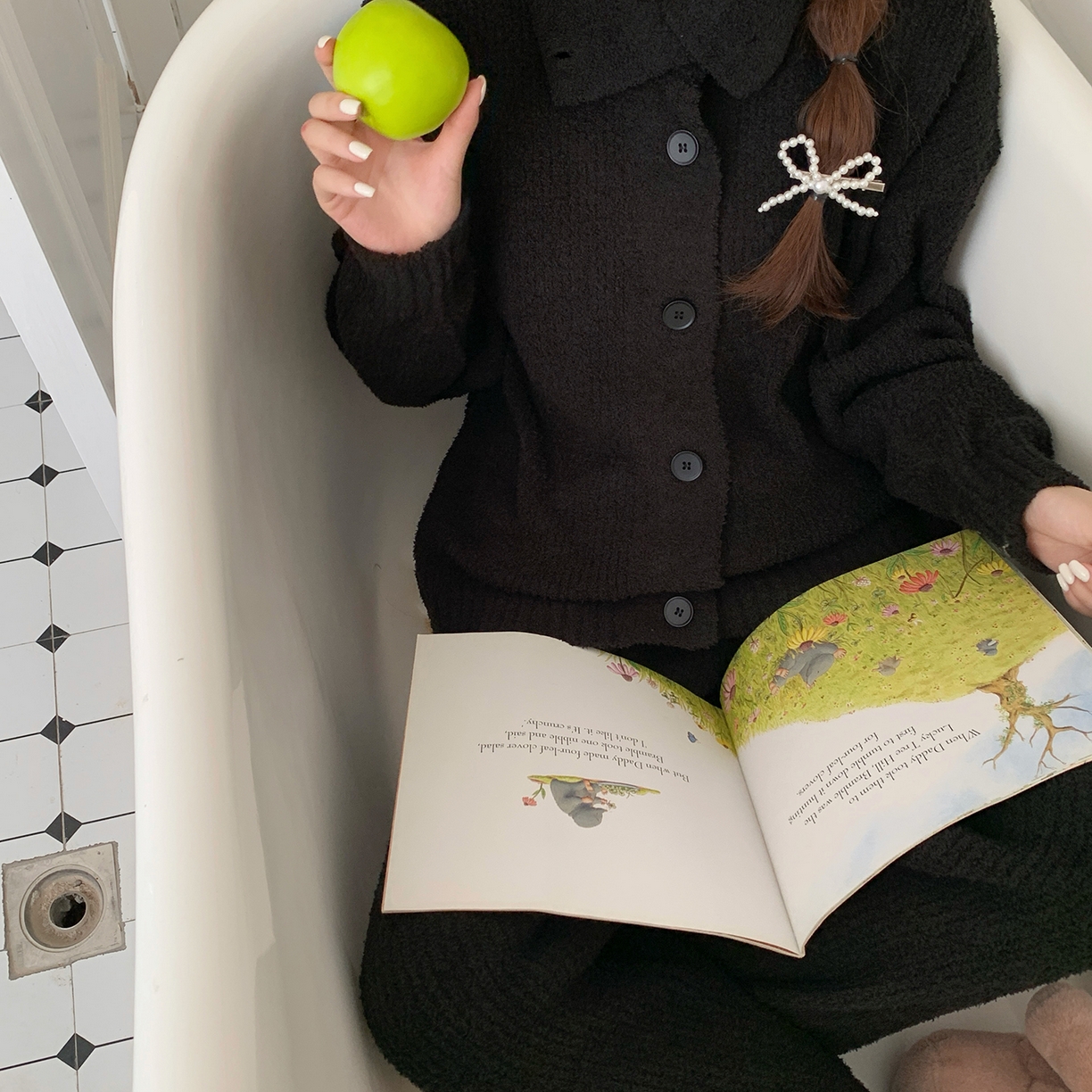 91家纺网 家纺一手货源 找家纺 多乐娜 2025新款半边绒家居服（会员拿货-5元，控价最低零售价138元起！） 黑色开衫