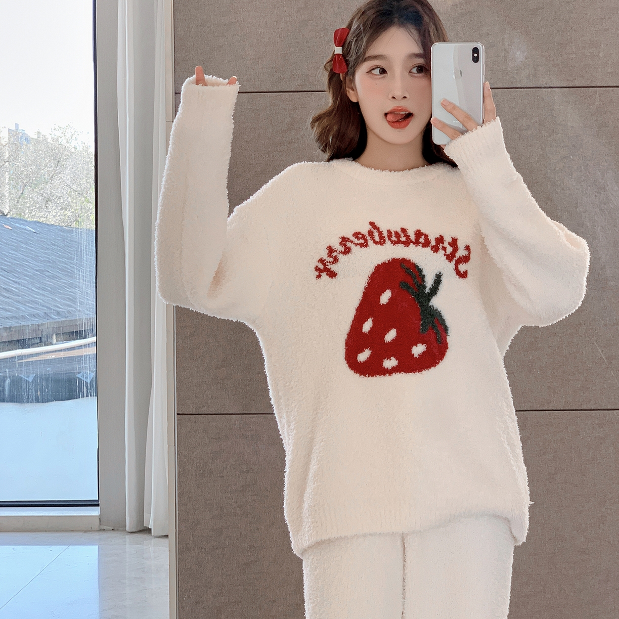 91家纺网 家纺一手货源 找家纺 多乐娜 2025新款半边绒家居服（会员拿货-5元，控价最低零售价138元起！） 白色草莓