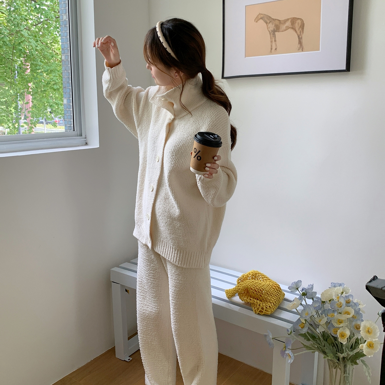 91家纺网 家纺一手货源 找家纺 多乐娜 2025新款半边绒家居服（会员拿货-5元，控价最低零售价138元起！） 白色开衫