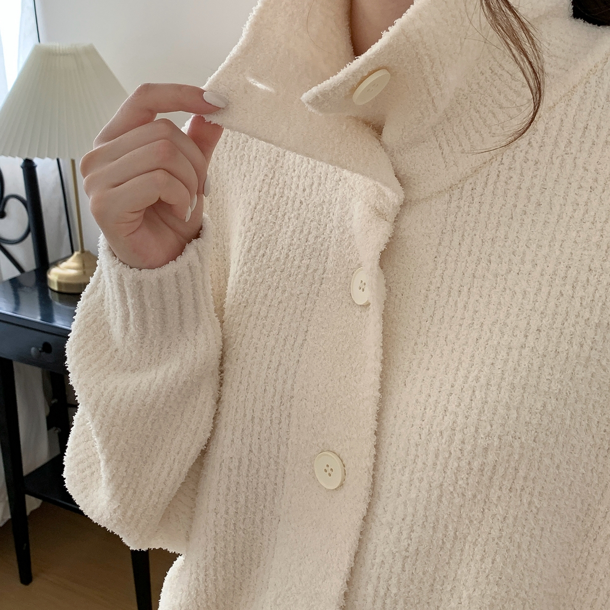 91家纺网 家纺一手货源 找家纺 多乐娜 2025新款半边绒家居服（会员拿货-5元，控价最低零售价138元起！） 白色开衫