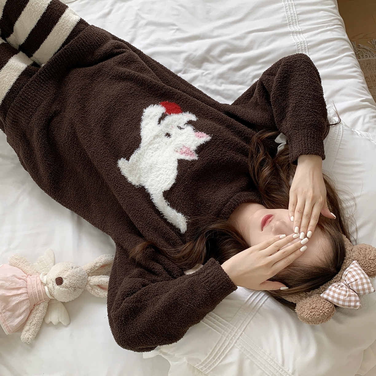 91家纺网 家纺一手货源 找家纺 多乐娜 2025新款半边绒家居服（会员拿货-5元，控价最低零售价138元起！） 摩卡草莓