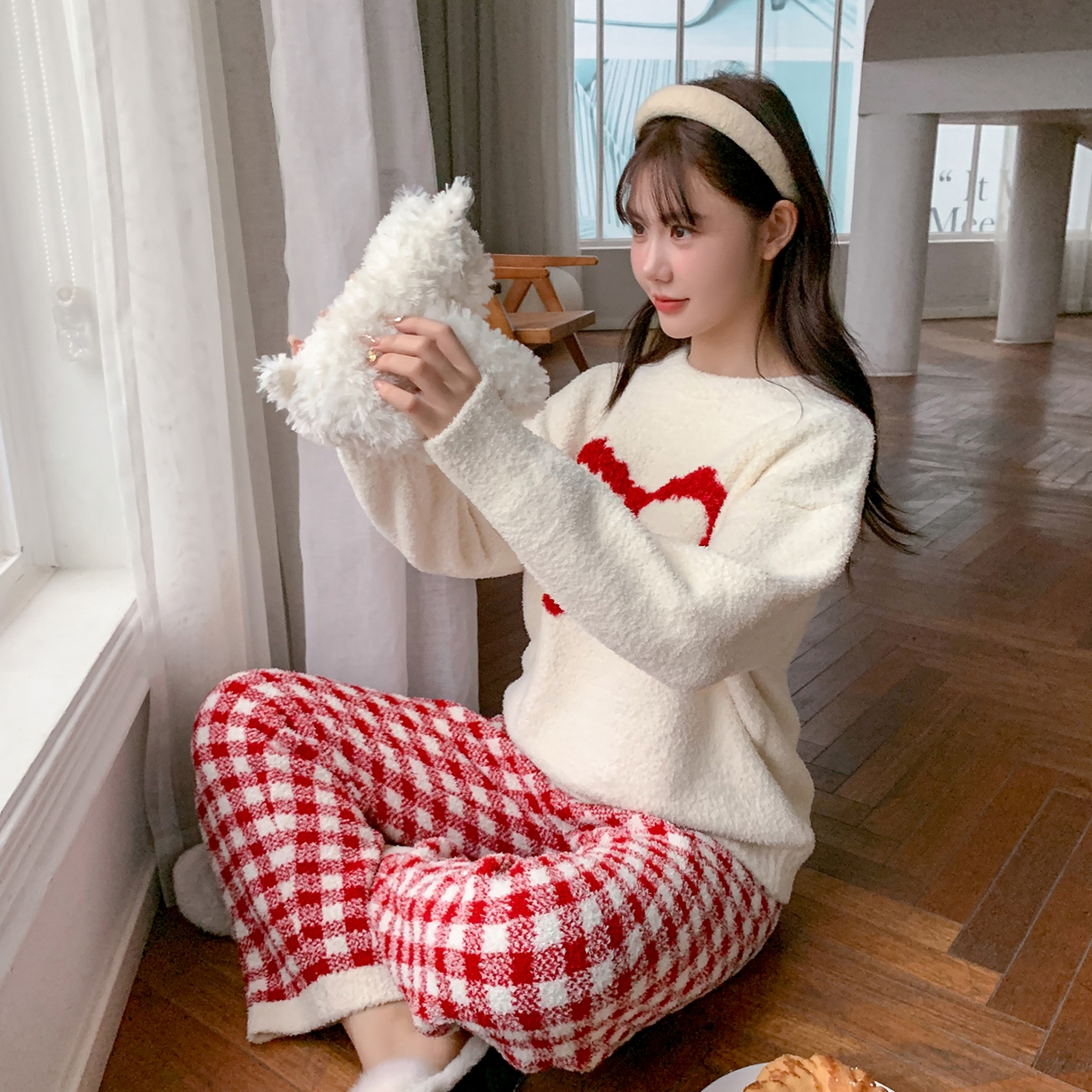 91家纺网 家纺一手货源 找家纺 多乐娜 2025新款半边绒家居服（会员拿货-5元，控价最低零售价138元起！） 浆果蝴蝶结