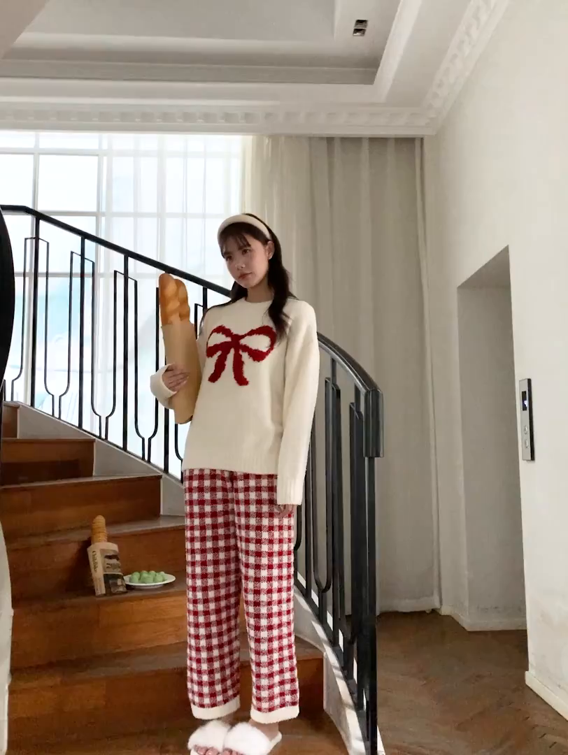 91家纺网 家纺一手货源 找家纺 多乐娜 2025新款半边绒家居服（会员拿货-5元，控价最低零售价138元起！） 浆果蝴蝶结