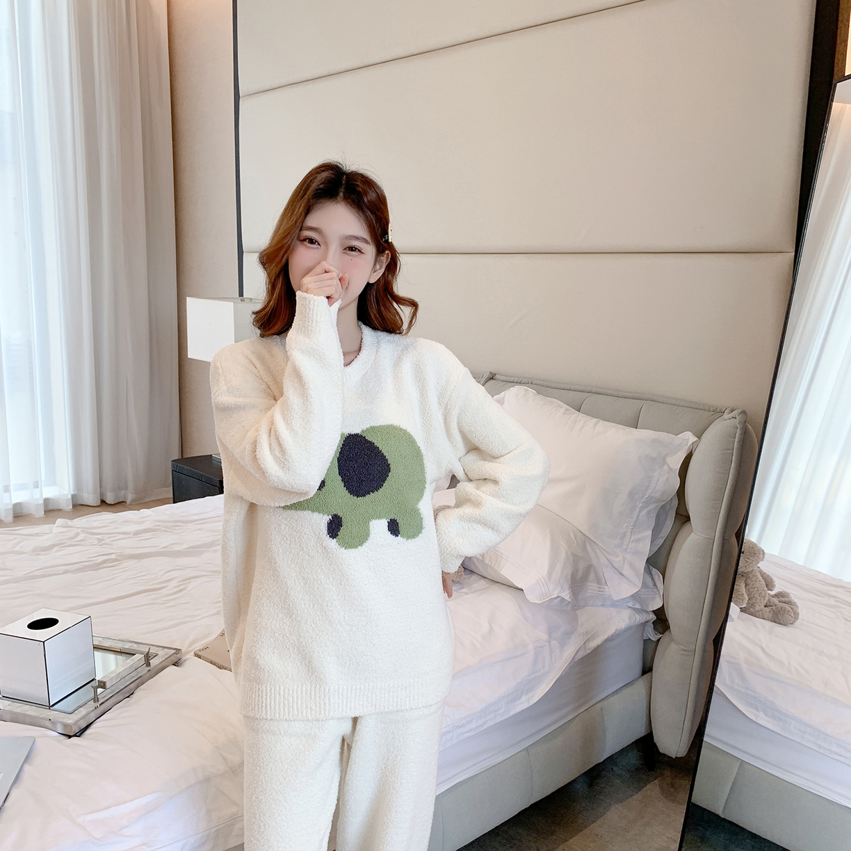 多乐娜 2025新款半边绒家居服（会员拿货-5元，控价最低零售价138元起！） 米白小象