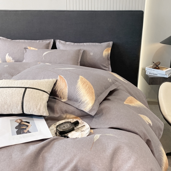 91家纺网 家纺一手货源 找家纺 典雅家纺 爆款新花色印花植物羊绒四件套磨毛四件套学生季 苇花飞扬