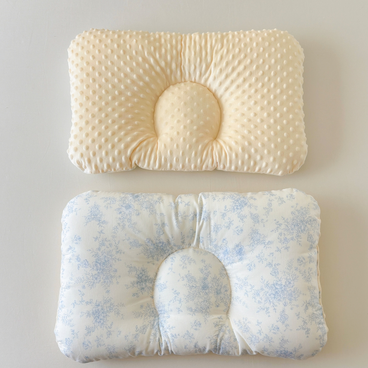 91家纺网 家纺一手货源 找家纺 北鸣有鱼枕芯馆 2025新款漫画家系列全棉双层纱豆豆枕枕头枕芯 别梦蓝-40x60cm