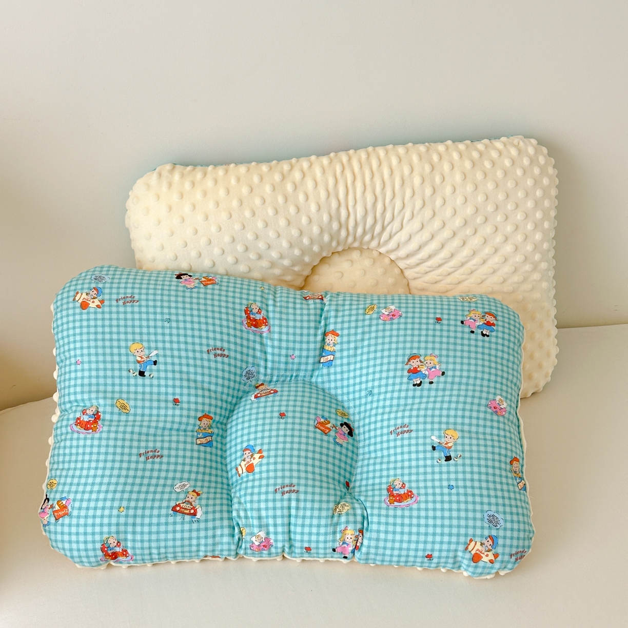 91家纺网 家纺一手货源 找家纺 北鸣有鱼枕芯馆 2025新款漫画家系列全棉双层纱豆豆枕枕头枕芯 原田日志-45x70cm