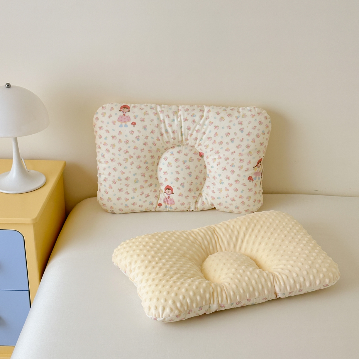 91家纺网 家纺一手货源 找家纺 北鸣有鱼枕芯馆 2025新款漫画家系列全棉双层纱豆豆枕枕头枕芯 小红帽-40x60cm