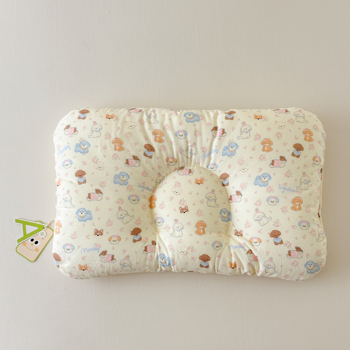 91家纺网 家纺一手货源 找家纺 北鸣有鱼枕芯馆 2025新款漫画家系列全棉双层纱豆豆枕枕头枕芯 奶芙狗-40x60cm