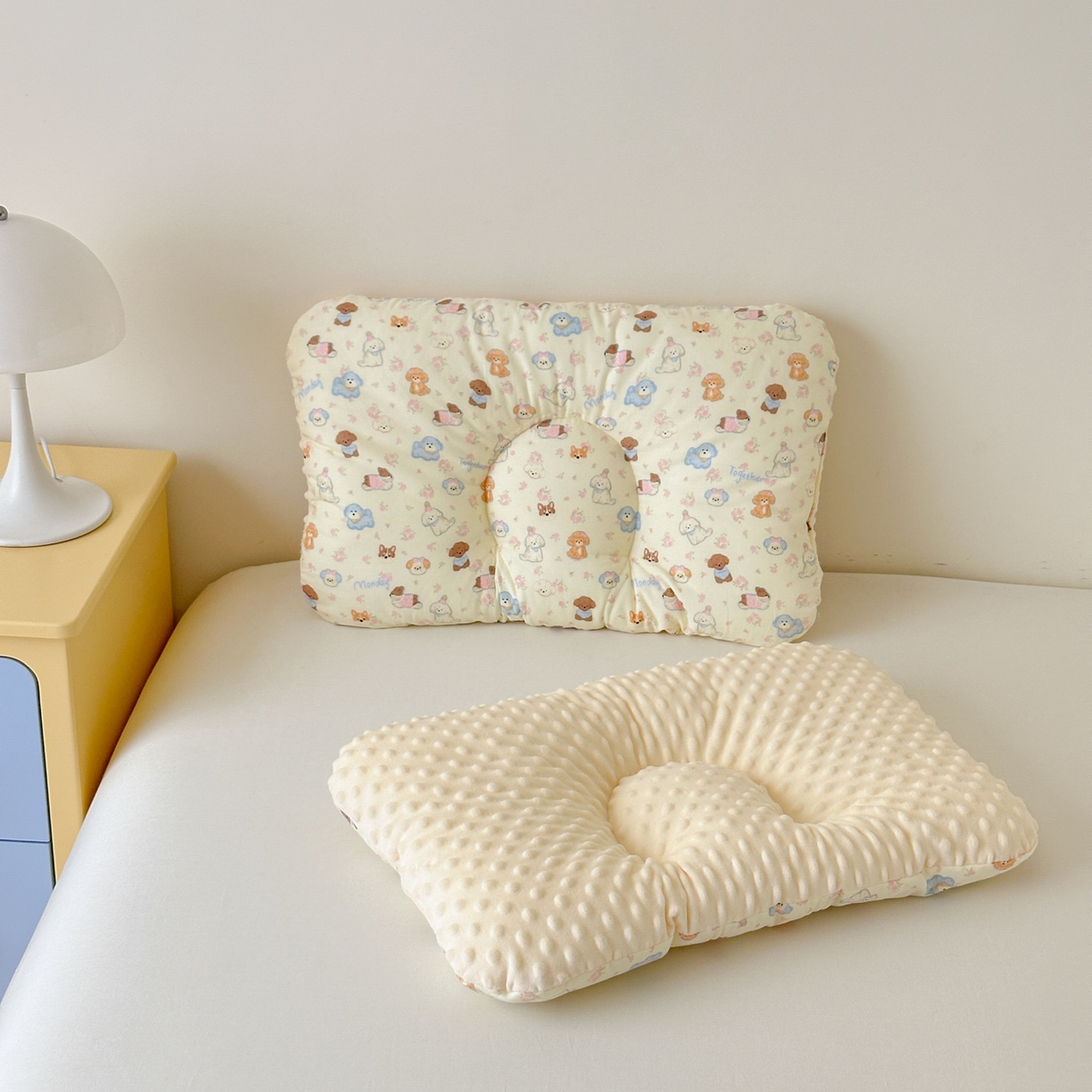 91家纺网 家纺一手货源 找家纺 北鸣有鱼枕芯馆 2025新款漫画家系列全棉双层纱豆豆枕枕头枕芯 奶芙狗-30x50cm