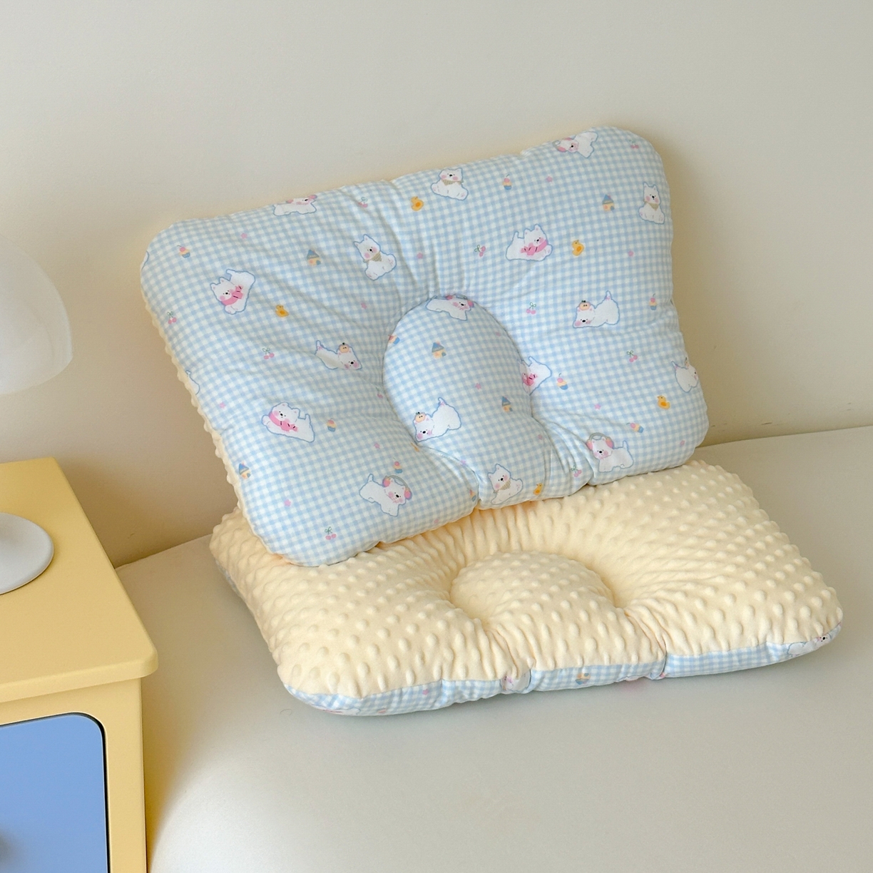 91家纺网 家纺一手货源 找家纺 北鸣有鱼枕芯馆 2025新款漫画家系列全棉双层纱豆豆枕枕头枕芯 西高地-40x60cm