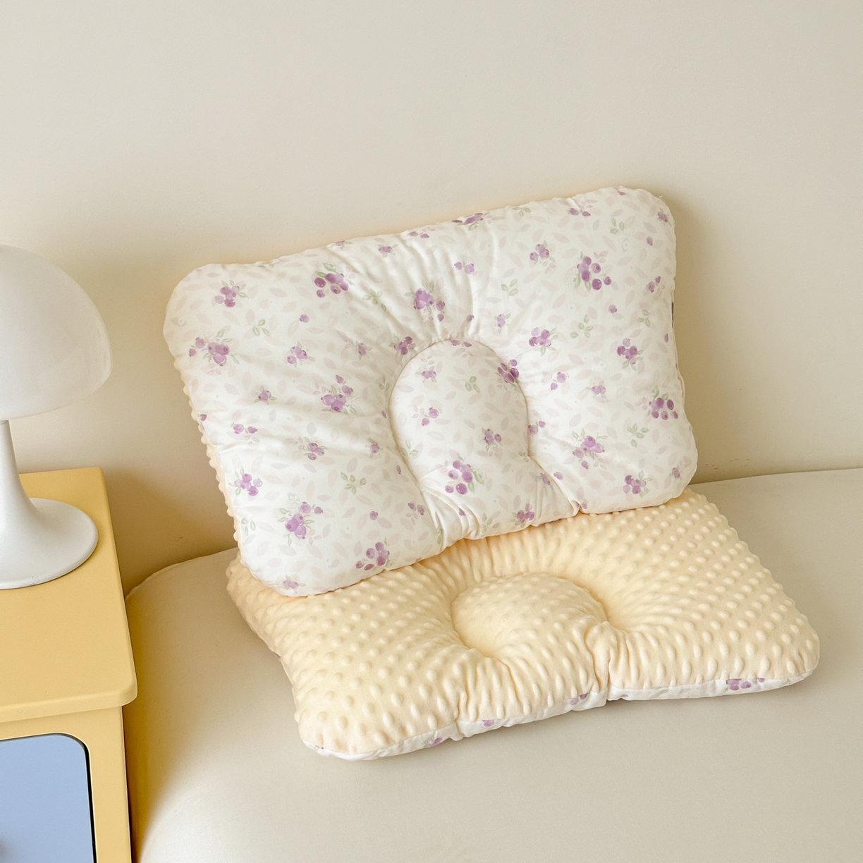 91家纺网 家纺一手货源 找家纺 北鸣有鱼枕芯馆 2025新款漫画家系列全棉双层纱豆豆枕枕头枕芯 紫葡萄-30x50cm