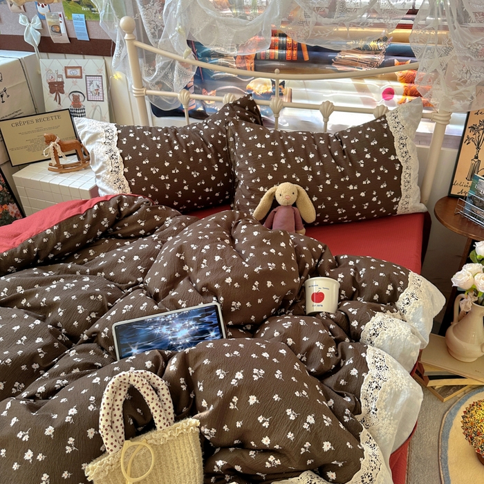 91家纺网 家纺一手货源 找家纺 阿曼达 2025新款水洗全工艺印染甜美复古四件套 甜美复古-樱花调