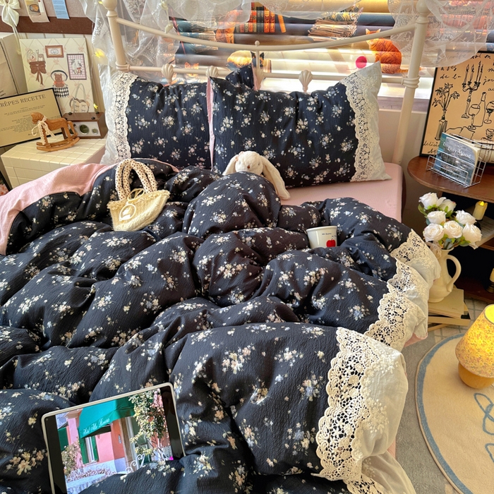 91家纺网 家纺一手货源 找家纺 阿曼达 2025新款水洗全工艺印染甜美复古四件套 甜美复古-小梨漫