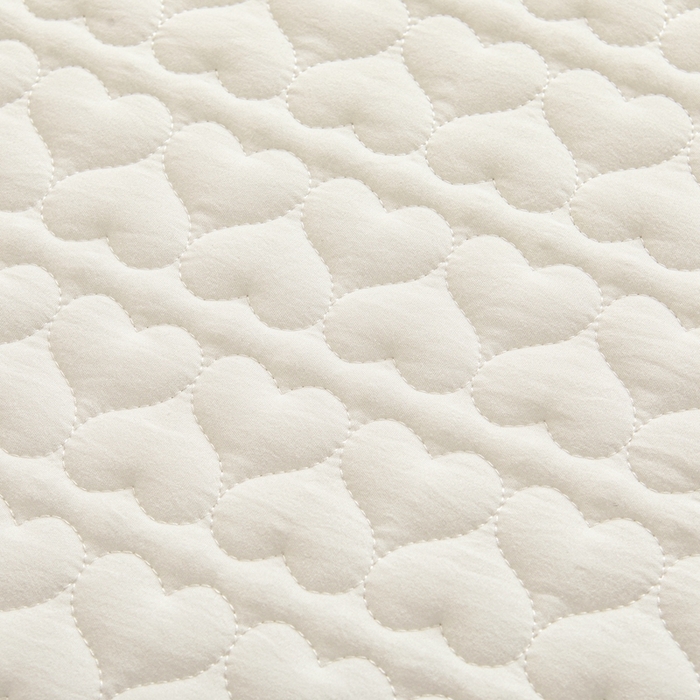 91家纺网 家纺一手货源 找家纺 邵依家纺 2025新款A类大豆夹棉爱心款原棉防水床笠 爱心本白