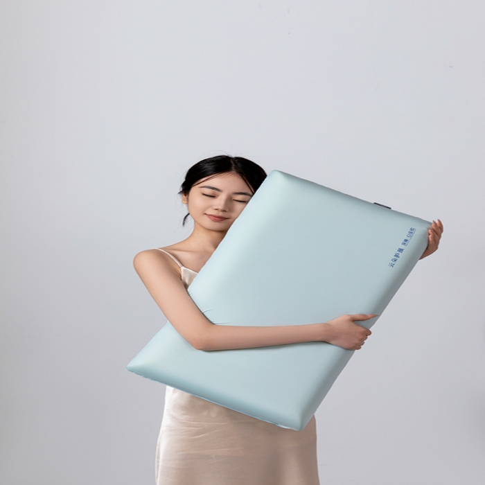 91家纺网 家纺一手货源 找家纺 （总）七夜居 2025新款品牌同款云朵慢回弹深睡太空记忆枕芯面包枕头枕芯零压力学生成人枕头