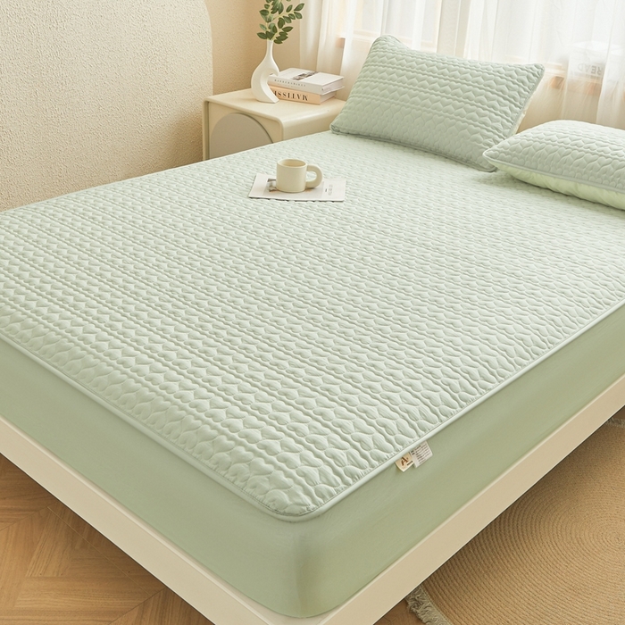 91家纺网 家纺一手货源 找家纺 邵依家纺 2025新款A类大豆夹棉爱心款原棉防水床笠 爱心豆绿