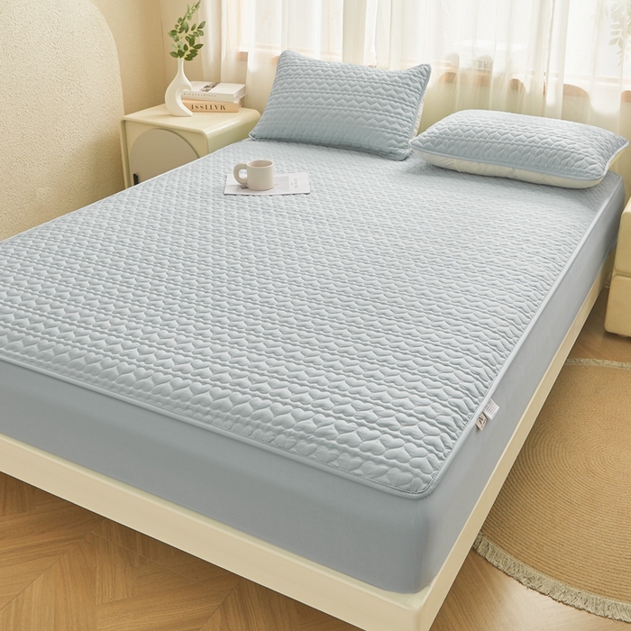 91家纺网 家纺一手货源 找家纺 邵依家纺 2025新款A类大豆夹棉爱心款原棉防水床笠 爱心烟灰