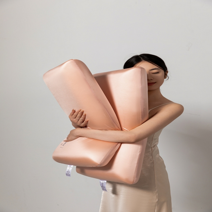 91家纺网 家纺一手货源 找家纺 七夜居 2025酒店0压美 容慢回弹记忆枕芯枕头面包枕零压力学生成人枕芯护颈按摩记忆棉枕头 豆沙玉